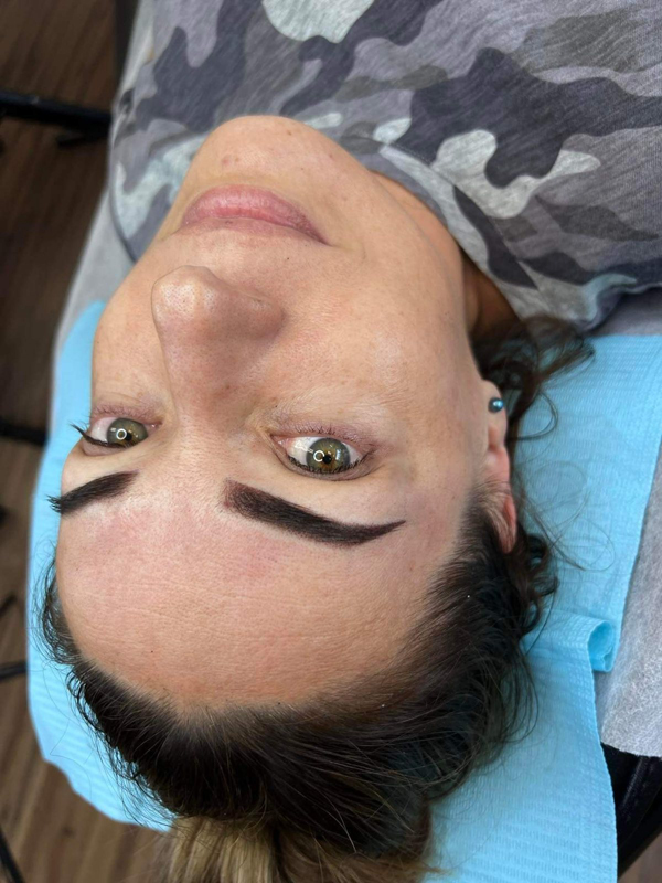 Permanent Makeup Eyebrows by Susanna