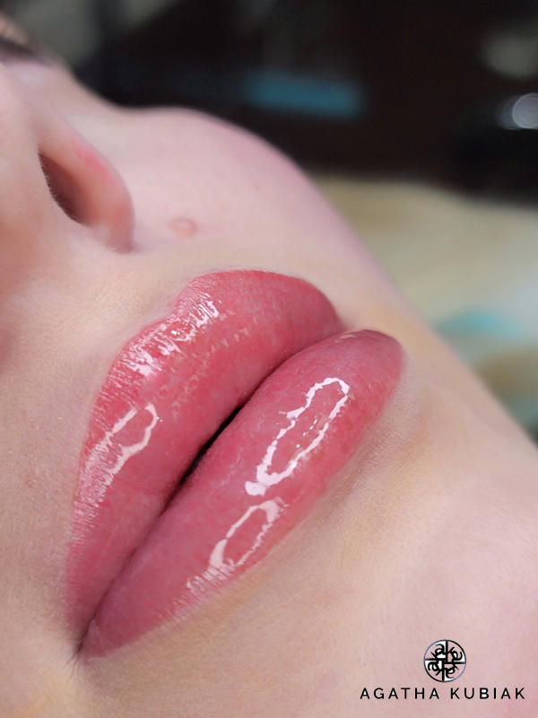 Permanent Makeup Soft Blush Lips