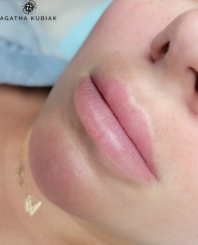 Permanent Makeup Soft Lips